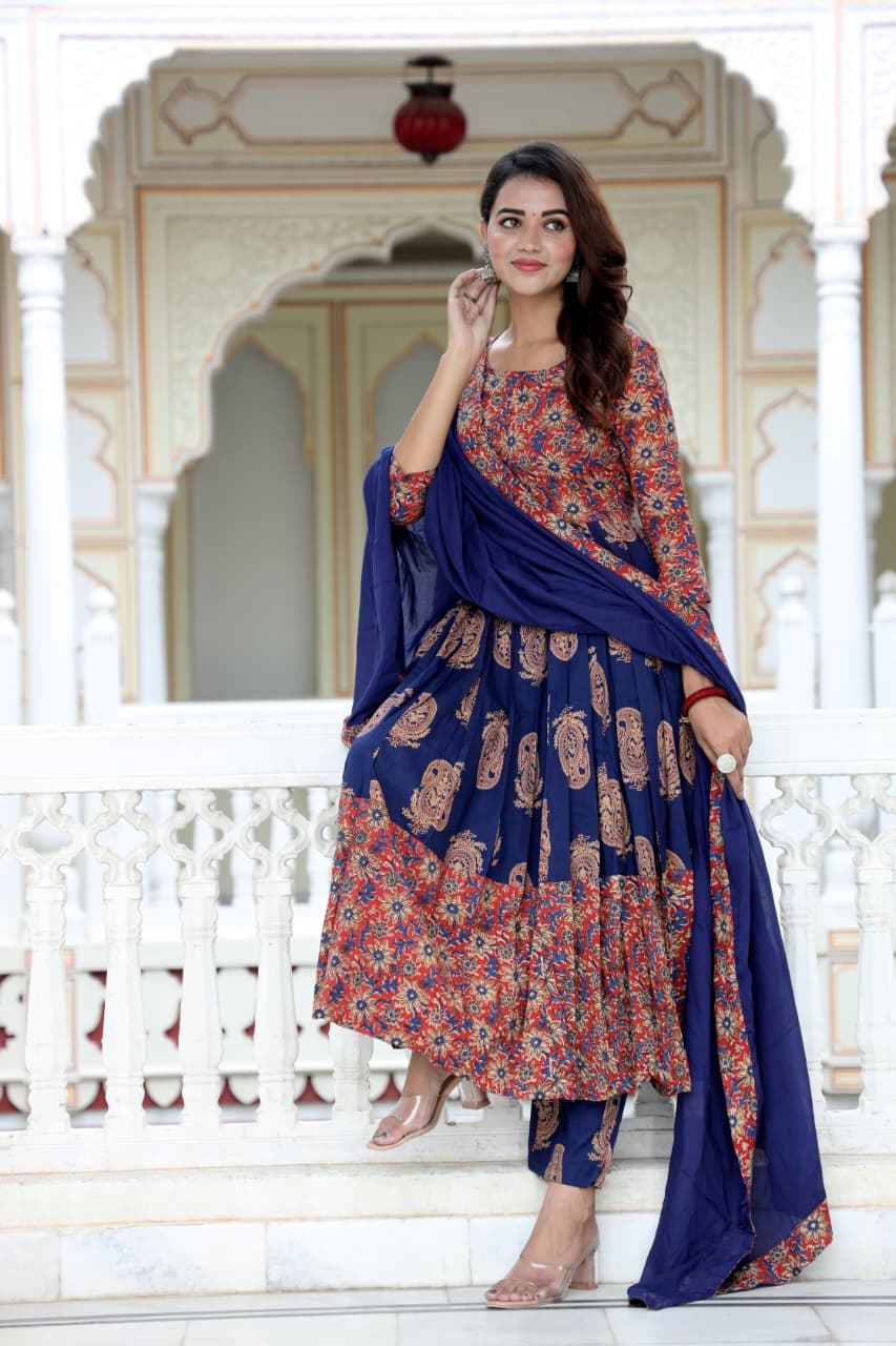 🎁 *New collection of Hand Block  bagru printed Cotton designer Anarkali  Anarkali with mulmul duptta